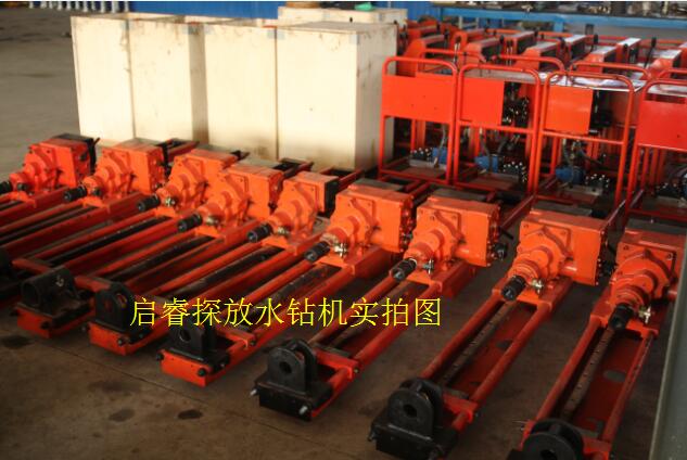 煤礦探放水用鉆機(jī)：多、快、好、省